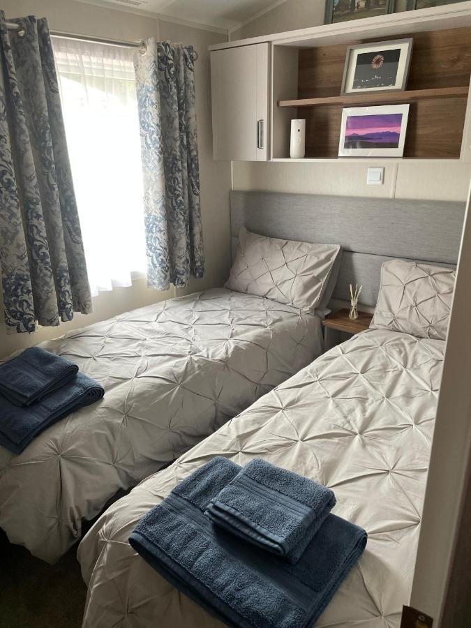Beautiful 2 Bedroom Lodge With Stunning Views Blair Atholl Eksteriør billede