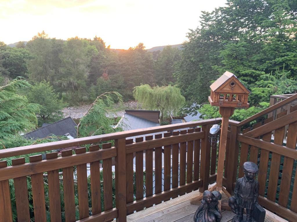 Beautiful 2 Bedroom Lodge With Stunning Views Blair Atholl Eksteriør billede