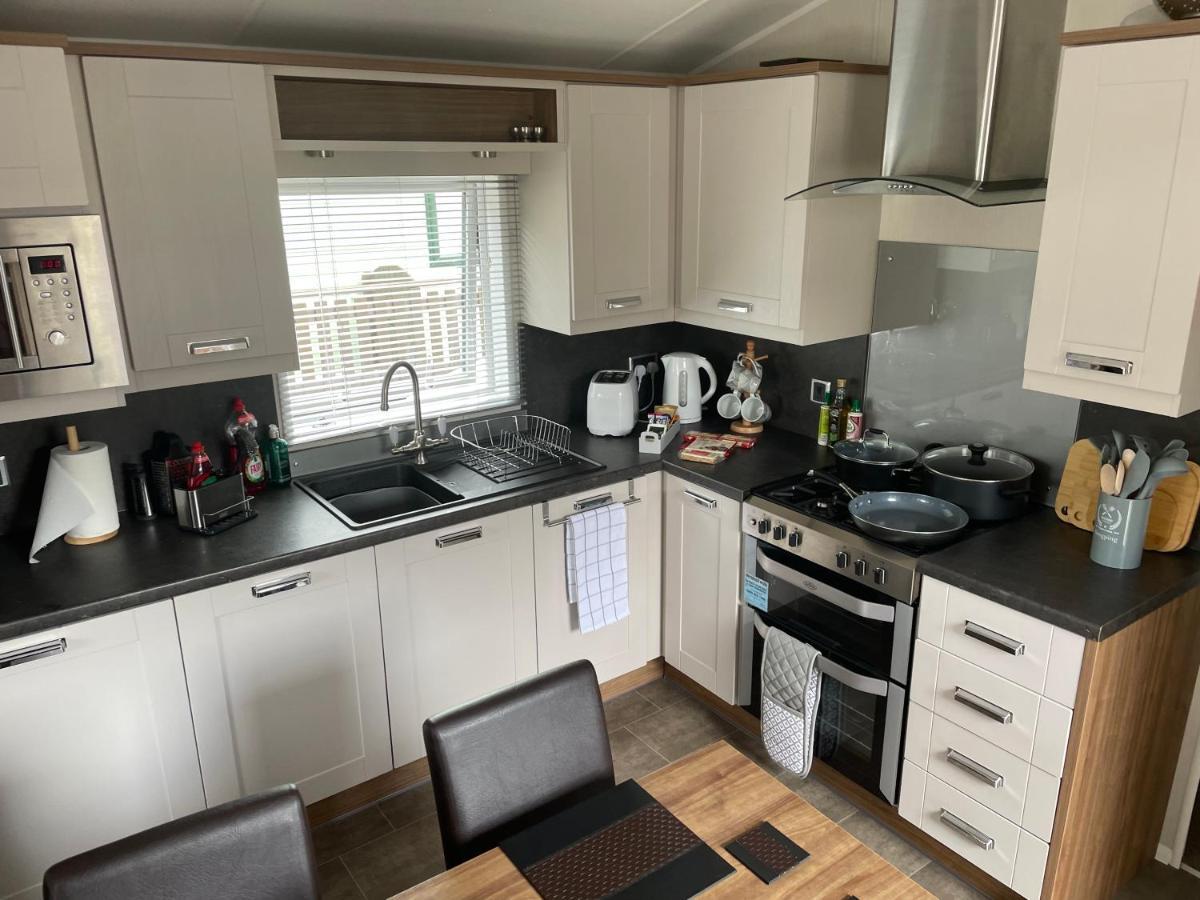 Beautiful 2 Bedroom Lodge With Stunning Views Blair Atholl Eksteriør billede