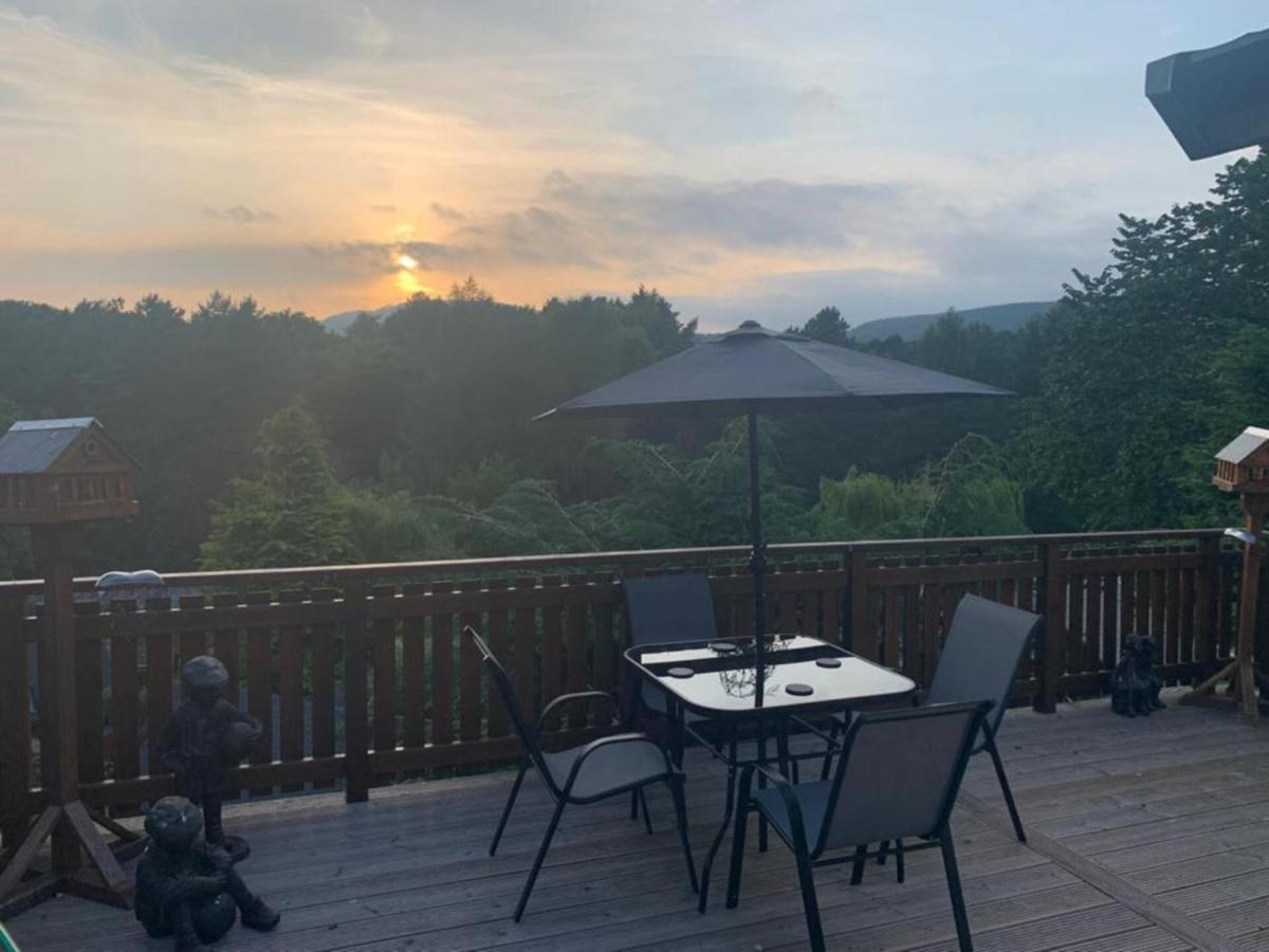 Beautiful 2 Bedroom Lodge With Stunning Views Blair Atholl Eksteriør billede